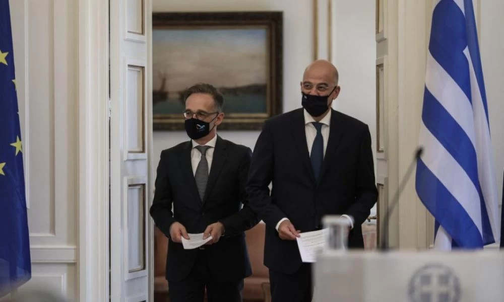 Βερολίνο: Αναβλήθηκαν οι κοινές δηλώσεις Δένδια-Μάας